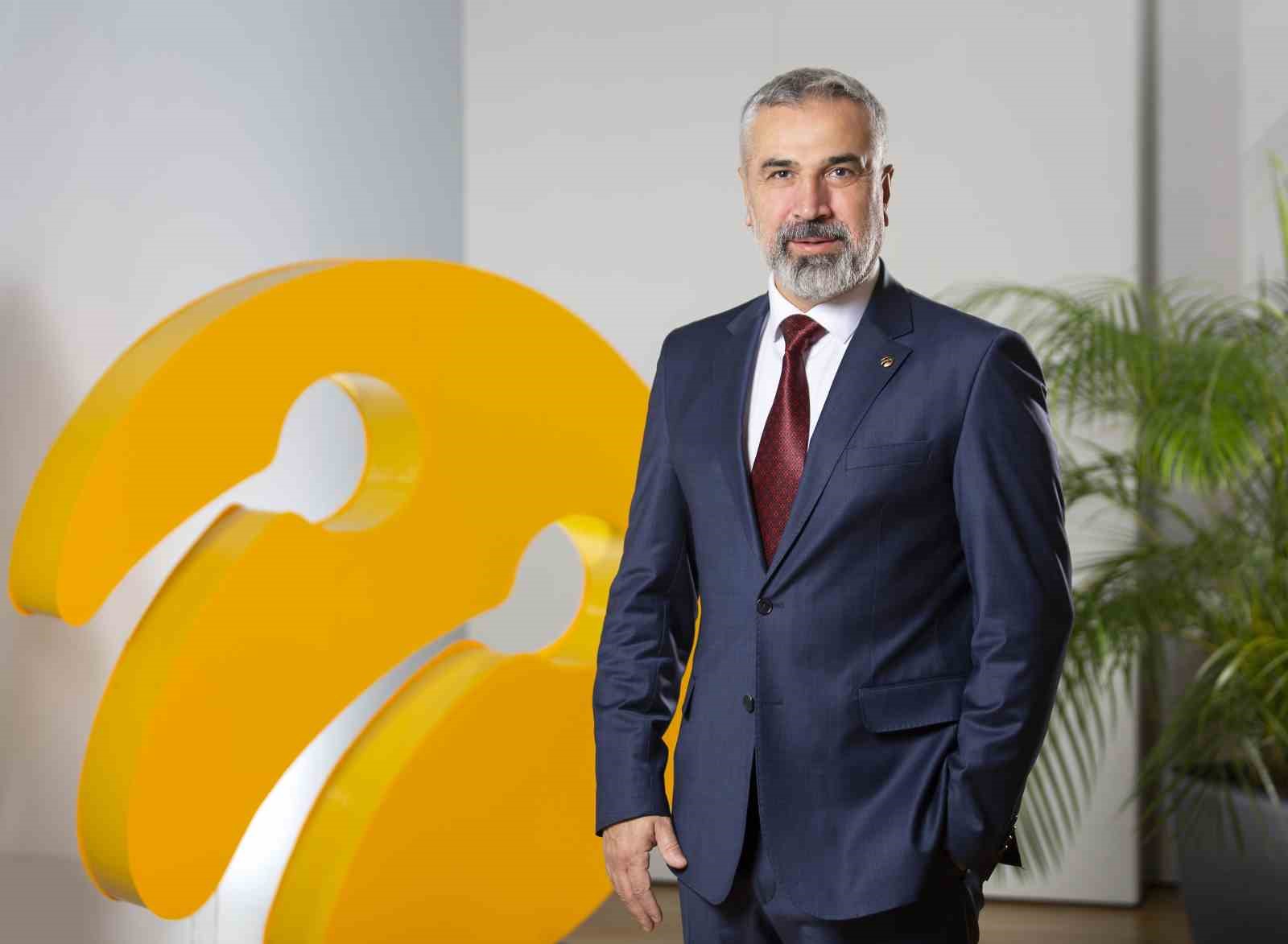 Turkcell, teknoloji üreten gençlere rehberlik edecek
