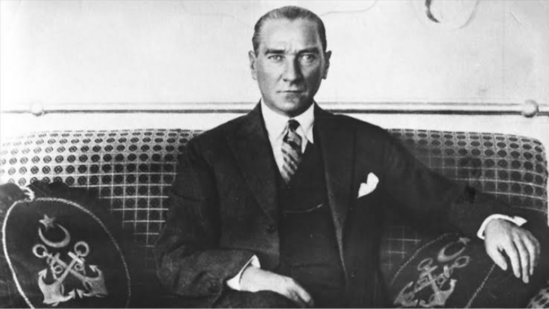 "Ey Türk Gençliği"