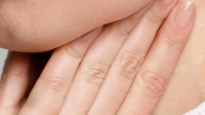 Adenit nedir? Belirtileri ve tedavi yöntemleri nelerdir?