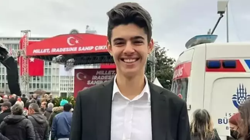 İmamoğlu protestolarında tutuklanan Berkay Gezgin, Özgür Özel'in listesinde