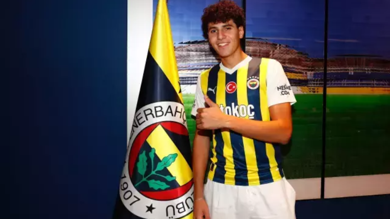 Fenerbahçe'ye piyango vurdu! Bir saniye bile oynamayan futbolcuya Avrupa'nın devleri talip