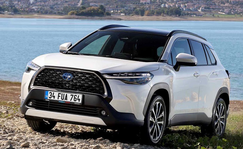 Toyota'nın yeni Corolla Cross Hybrid'i Türkiye'de satışa çıktı